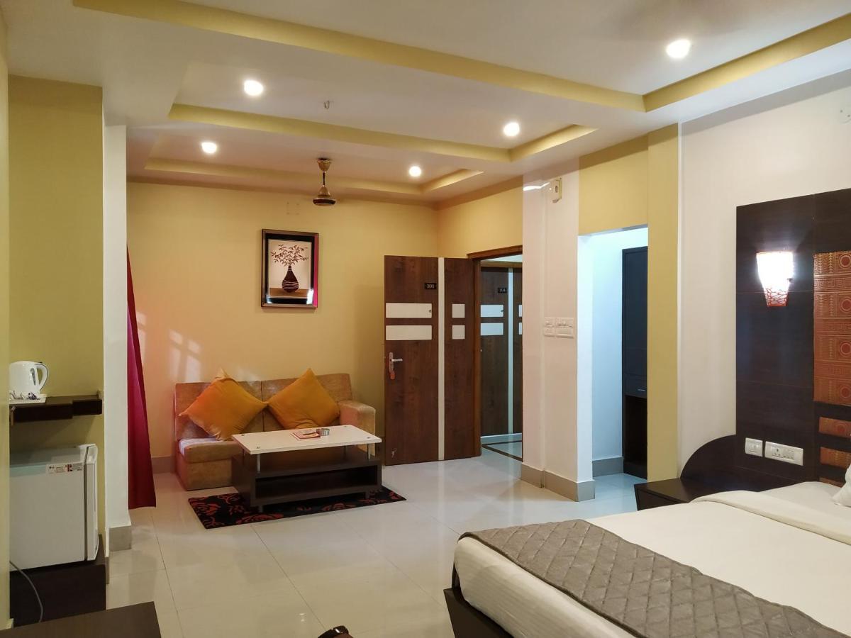 Hotel Sc Continental Itānagar Buitenkant foto