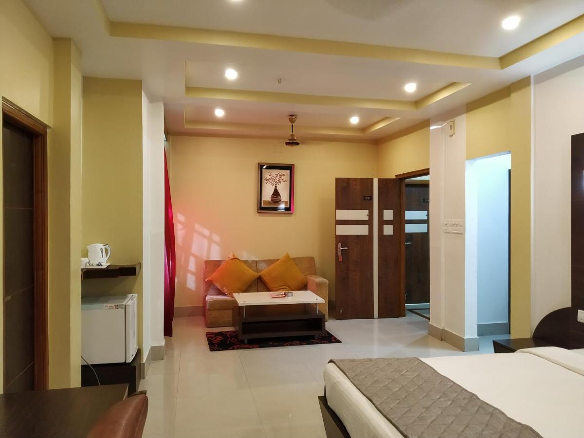 Hotel Sc Continental Itānagar Buitenkant foto
