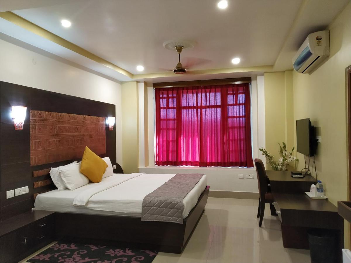 Hotel Sc Continental Itānagar Buitenkant foto
