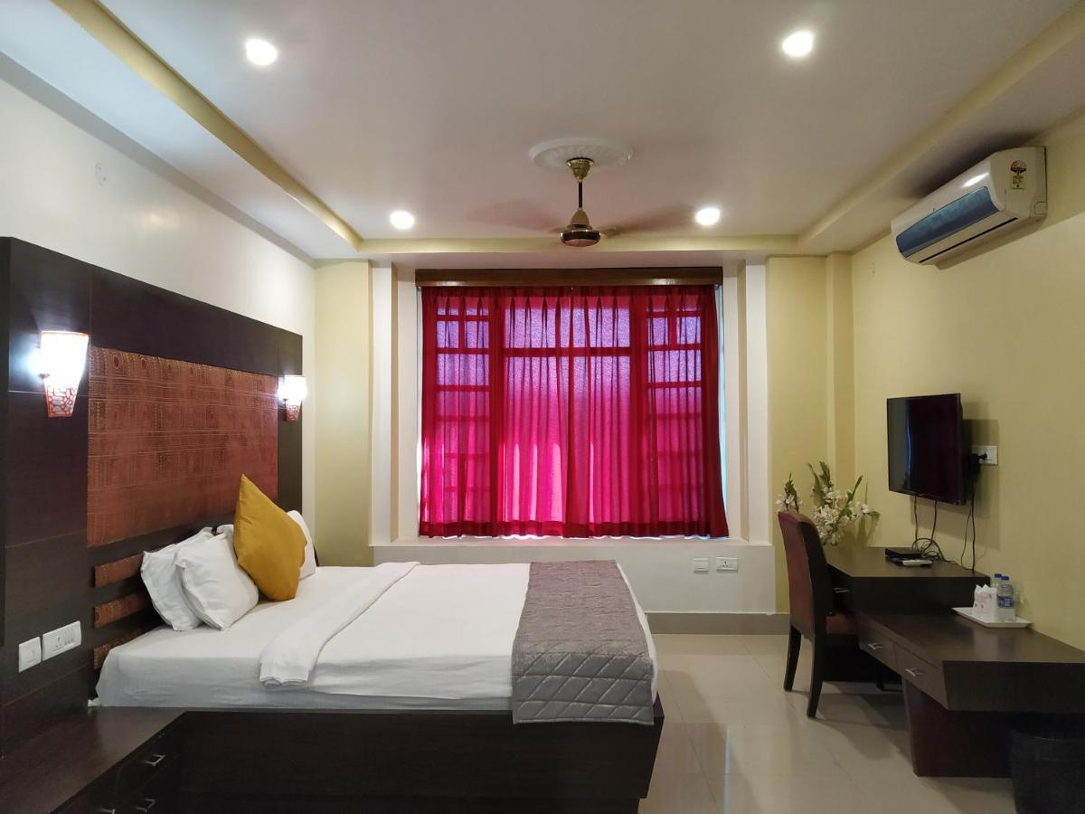 Hotel Sc Continental Itānagar Buitenkant foto