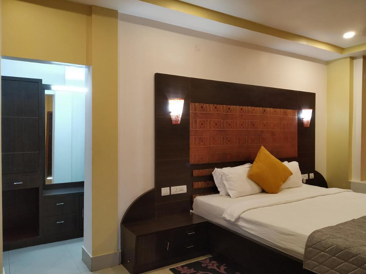 Hotel Sc Continental Itānagar Buitenkant foto