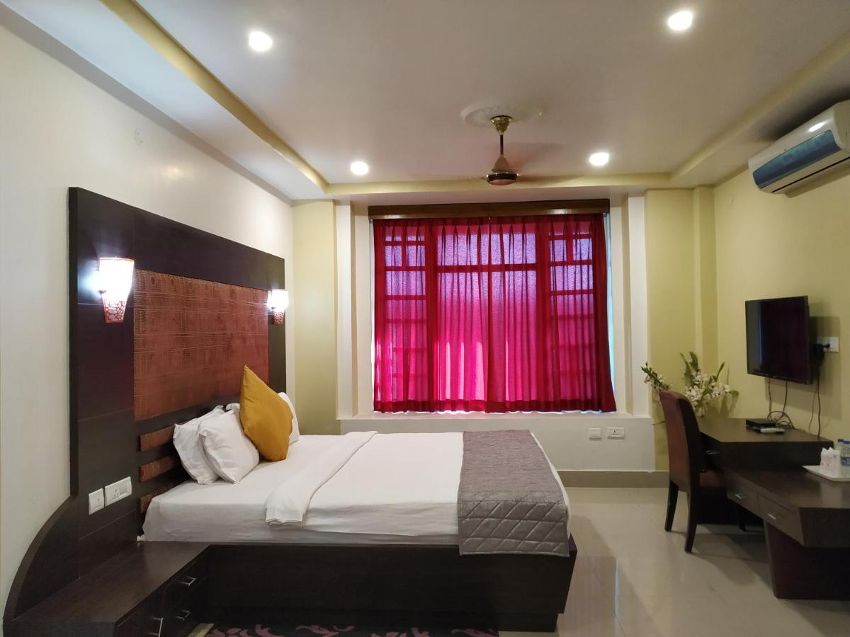 Hotel Sc Continental Itānagar Buitenkant foto