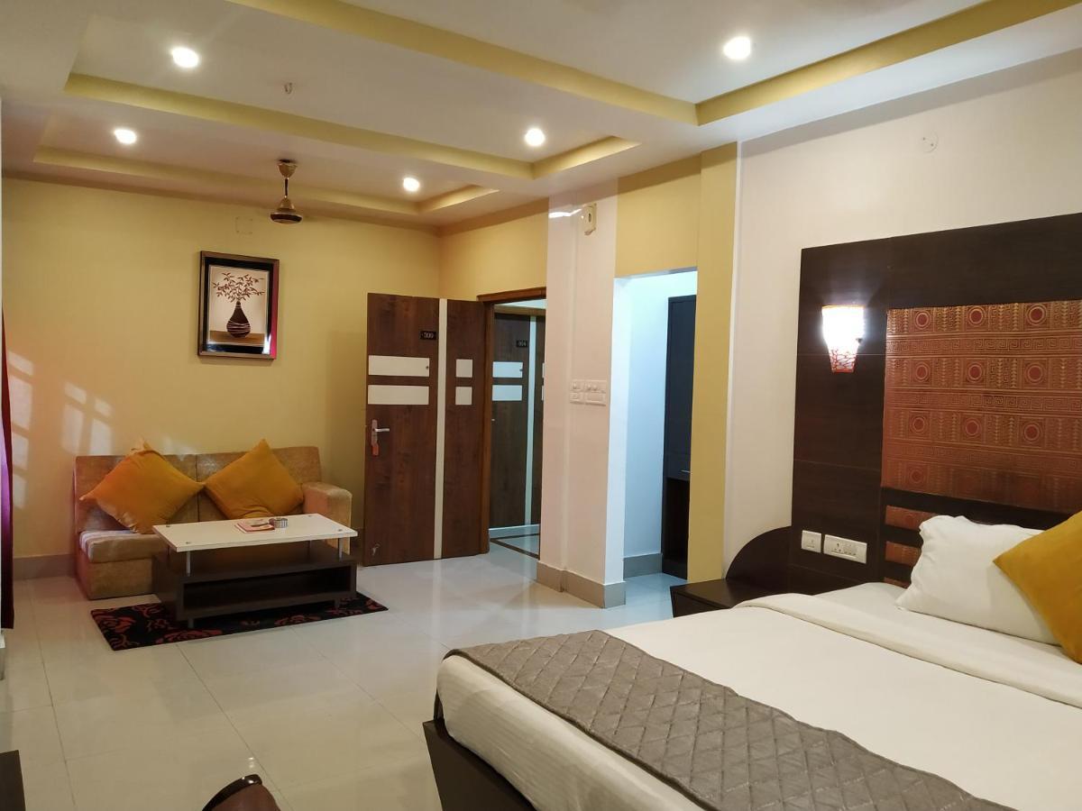 Hotel Sc Continental Itānagar Buitenkant foto